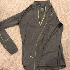 Nike running half zip dri-fit size M